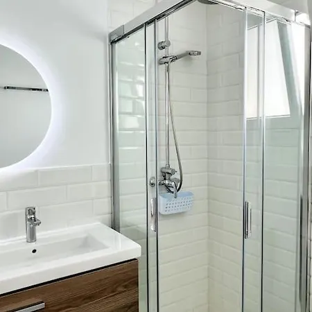 Lovely Sanmar, Heated Pool, Private Gymnasium Vila