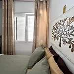 וילה Lovely Sanmar, Heated Pool, Private Gymnasium