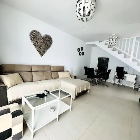 Lovely Sanmar, Heated Pool, Private Gymnasium *