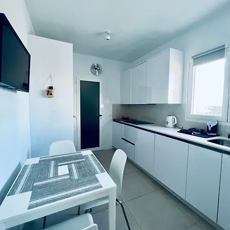Βίλα Lovely Sanmar, Heated Pool, Private Gymnasium *