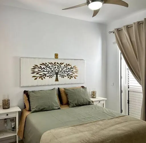 فيلة Lovely Sanmar, Heated Pool, Private Gymnasium *