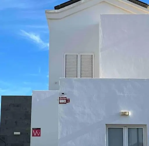 Lovely Sanmar, Heated Pool, Private Gymnasium فيلة بلايا بلانكا