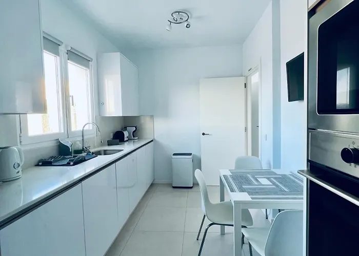 Lovely Sanmar, Heated Pool, Private Gymnasium * بلايا بلانكا