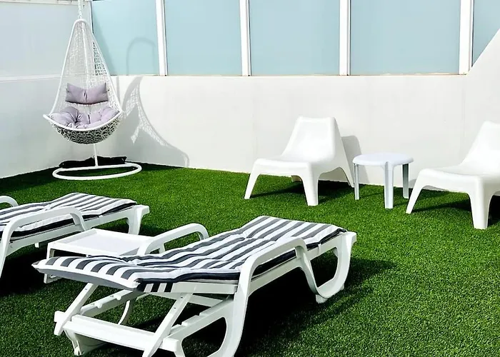 Lovely Sanmar, Heated Pool, Private Gymnasium فيلة